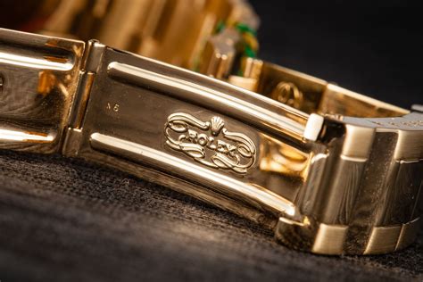 gold rolex clasp|types of rolex clasps.